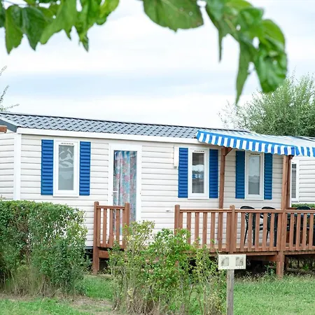Albatross Mobile Homes On Camping Las Dunas Campingplatz *