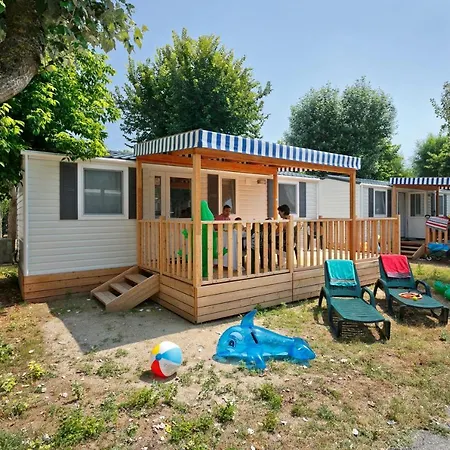 Albatross Mobile Homes On Camping Las Dunas Campingplatz *